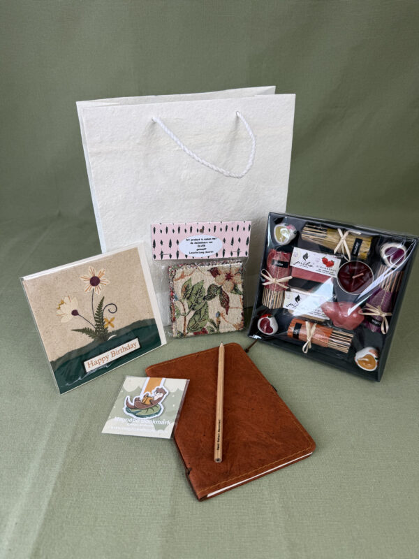 IMG_4950 Birthday Little Treasures No. 03 – Autumn Garden Gift Set