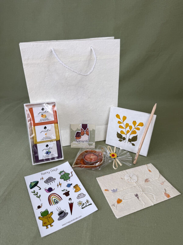 IMG_4953 Little Treasures No. 04 – Rainy Day Comfort Gift Set