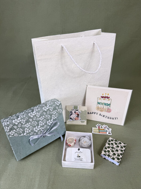 IMG_4976 Birthday Little Treasures No. 10 – Botanical Cow Gift Set