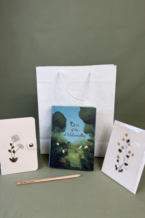 IMG_5044 Little Treasures No. 34 – Tess of the d’Urbervilles Botanical Gift Set