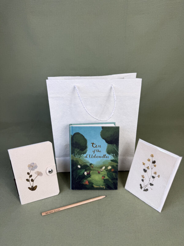 Little Treasures No. 34 – Tess of the d’Urbervilles Botanical Gift Set