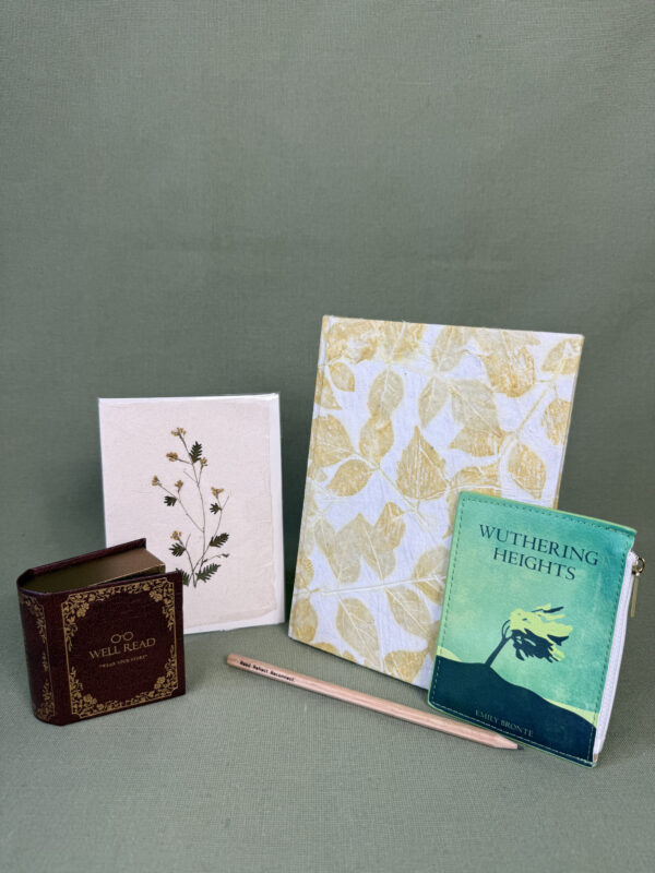 Little Treasures No. 41 – Wuthering Heights Botanical Gift Set