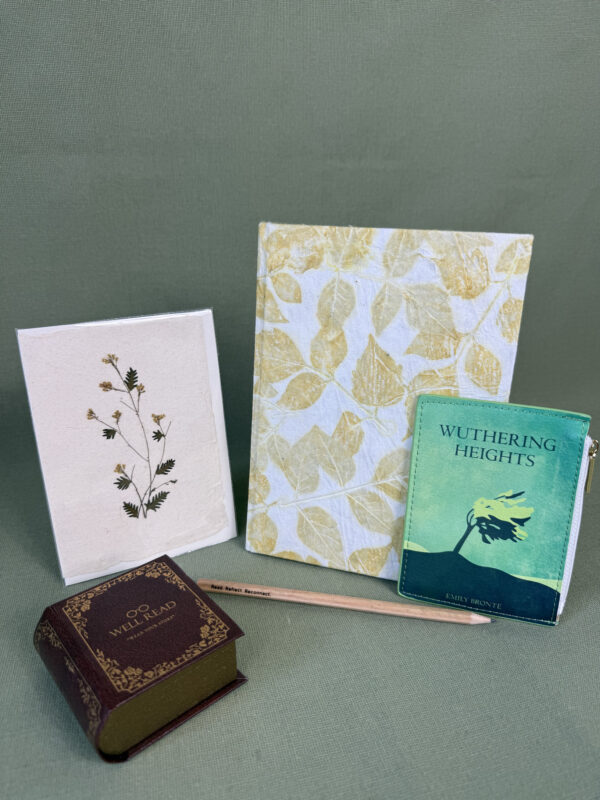 Little Treasures No. 41 – Wuthering Heights Botanical Gift Set